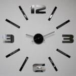Duży nowoczesny zegar ścienny Mirror Mase L czarno-lustrzany 65 x 60 cm