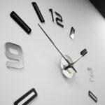 Lustrzany zegar ścienny Howart