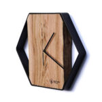 Sześciokątny zegar loftowy Time&Vertical (pionowy) 40 cm czarno-drewniany